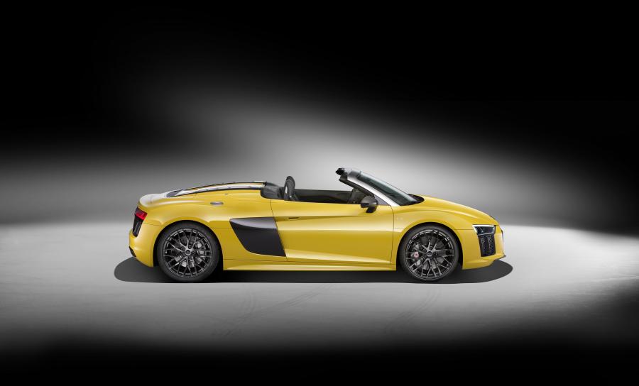  Audi R8 Spyder V10 2016 года  (WW) (фото 24 из 61)